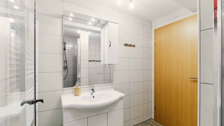 Bad der Ferienwohnung Mukuhli, &copy; Biohof Hammerschmidt