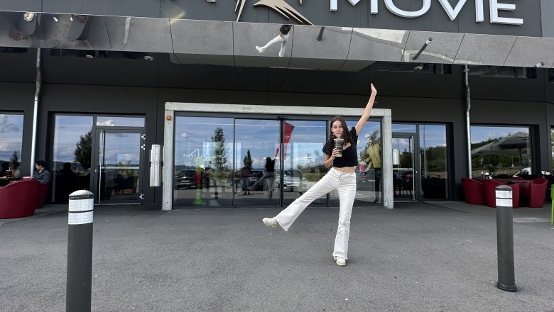 Eingang Au&szlig;enansicht Kino Tulln