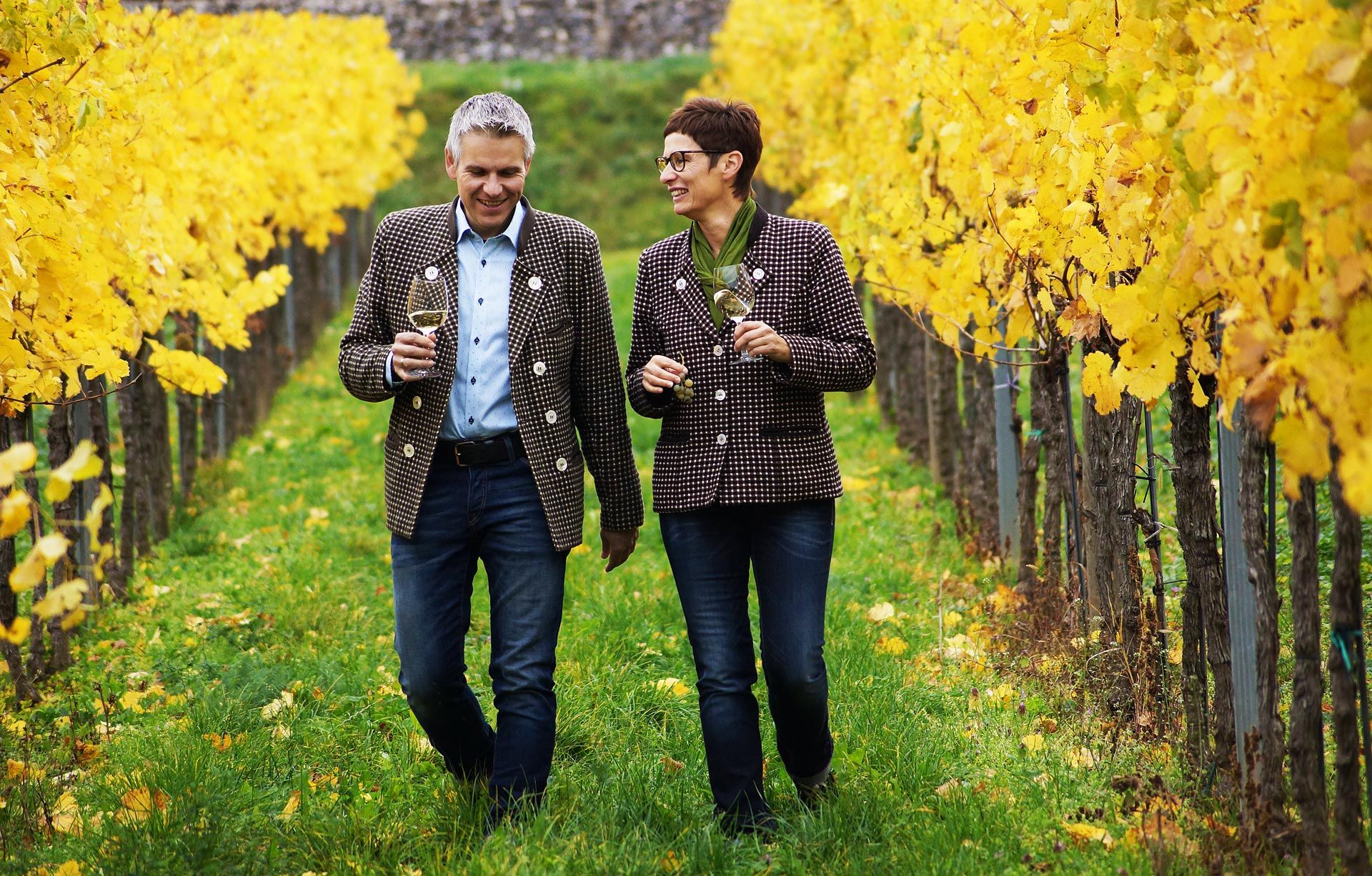 Karin und Rudolf Schrey im Weingarten