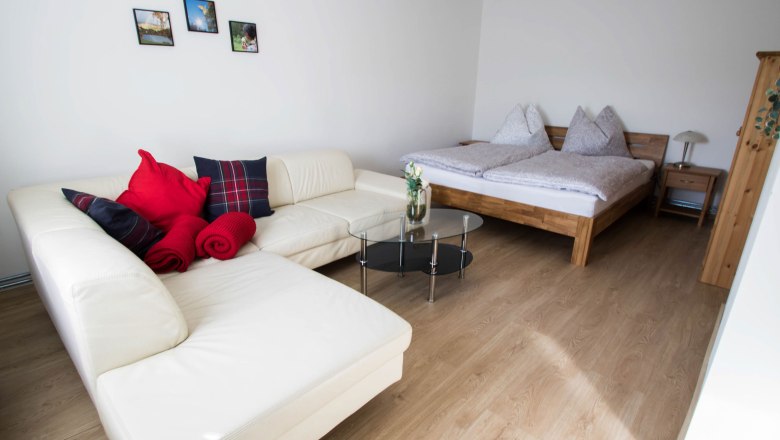 Innenansicht Schlafraum1, &copy; Chalet-Nordwald, Fotograf Angela Hauler