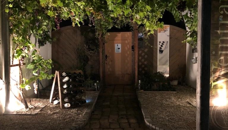 Eingang Weinlokal Willendorf