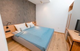 Schlafzimmer im Haus am See, &copy; schwarz-koenig.at