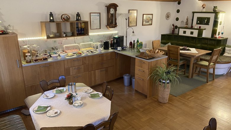 strassbauer_lothspieler_fruehstuecksbuffet, &copy; Lothspieler