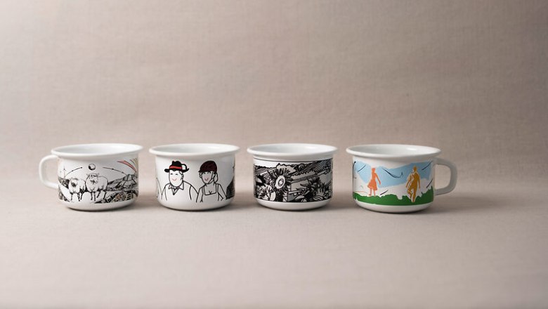 Tassen im Design niederösterreichischer Künstler:innen