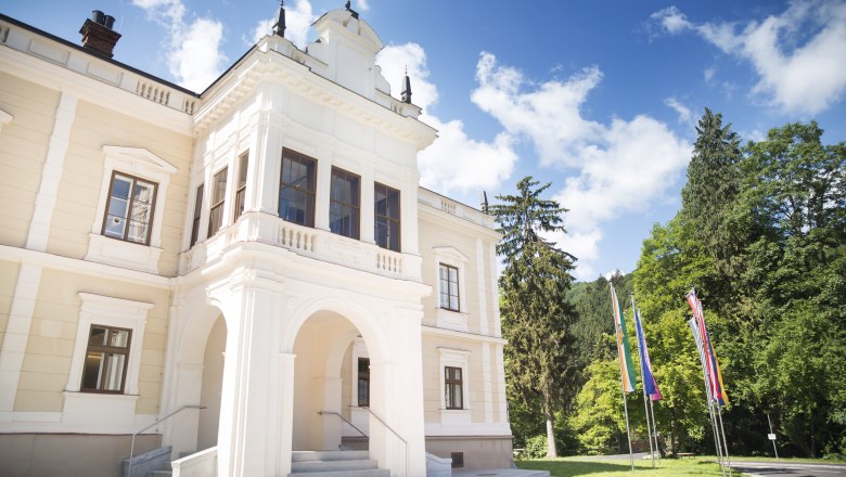 T&ouml;pperschloss Neubruck, &copy; photo-graphic-art