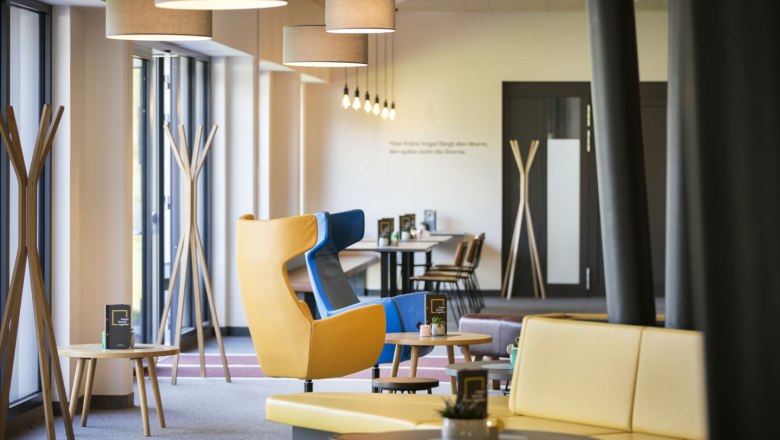 Lobby JUFA Hotel Erlaufsee, &copy; Harald Eisenberger/JUFA Hotels