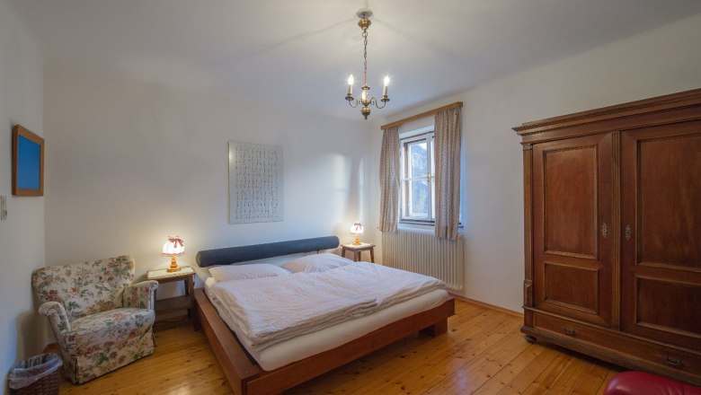 Schlafzimmer im Haus Schlossleiten, &copy; Franz Barth
