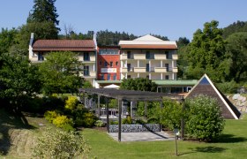 Hotelansicht von der SIRIUS Energiewelt, &copy; Hotel-Restaurant Liebnitzmuehle GmbH & Co KG